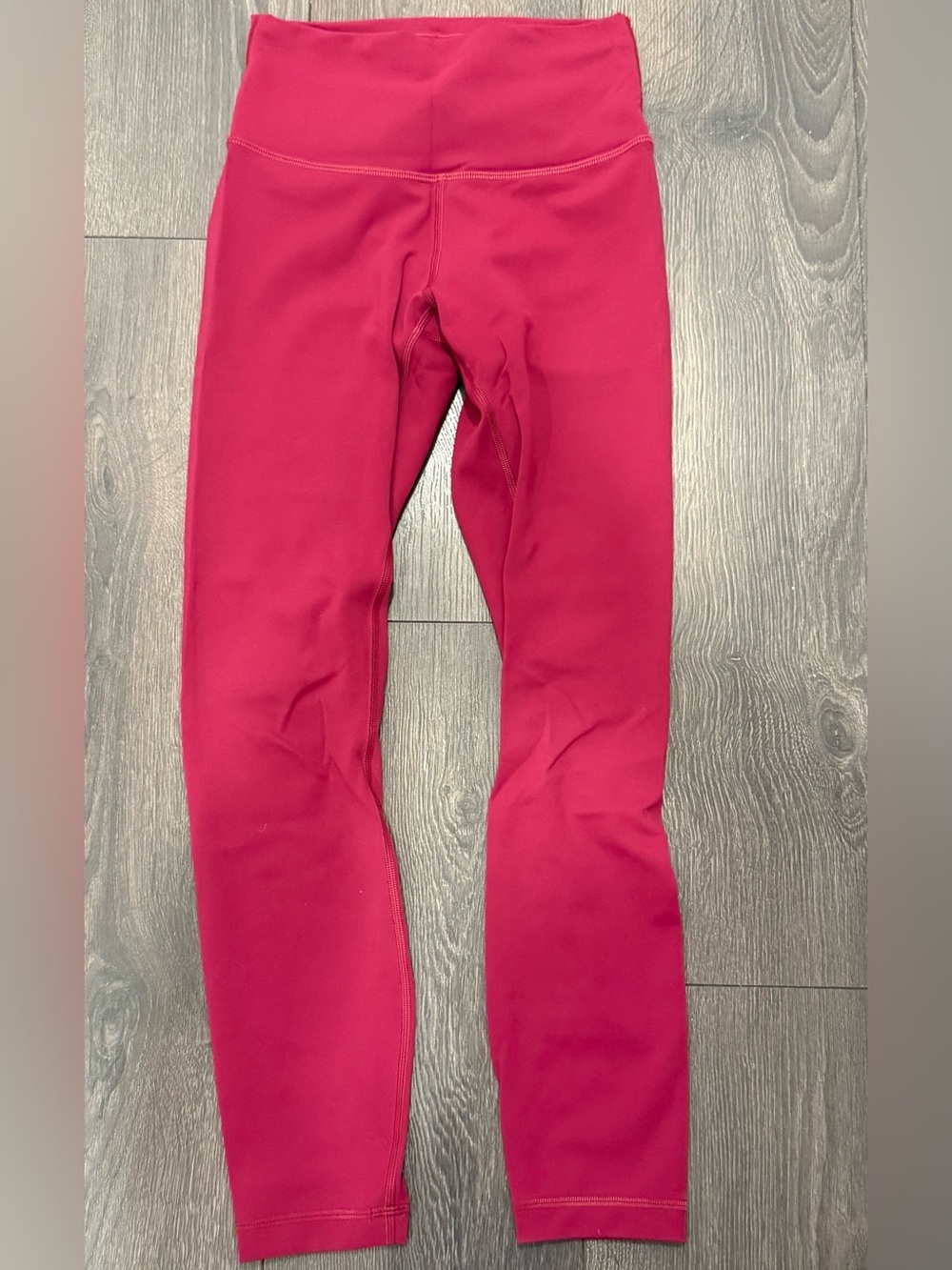 Wunder Train High Rise Tight Leggings size 4 pomegranate